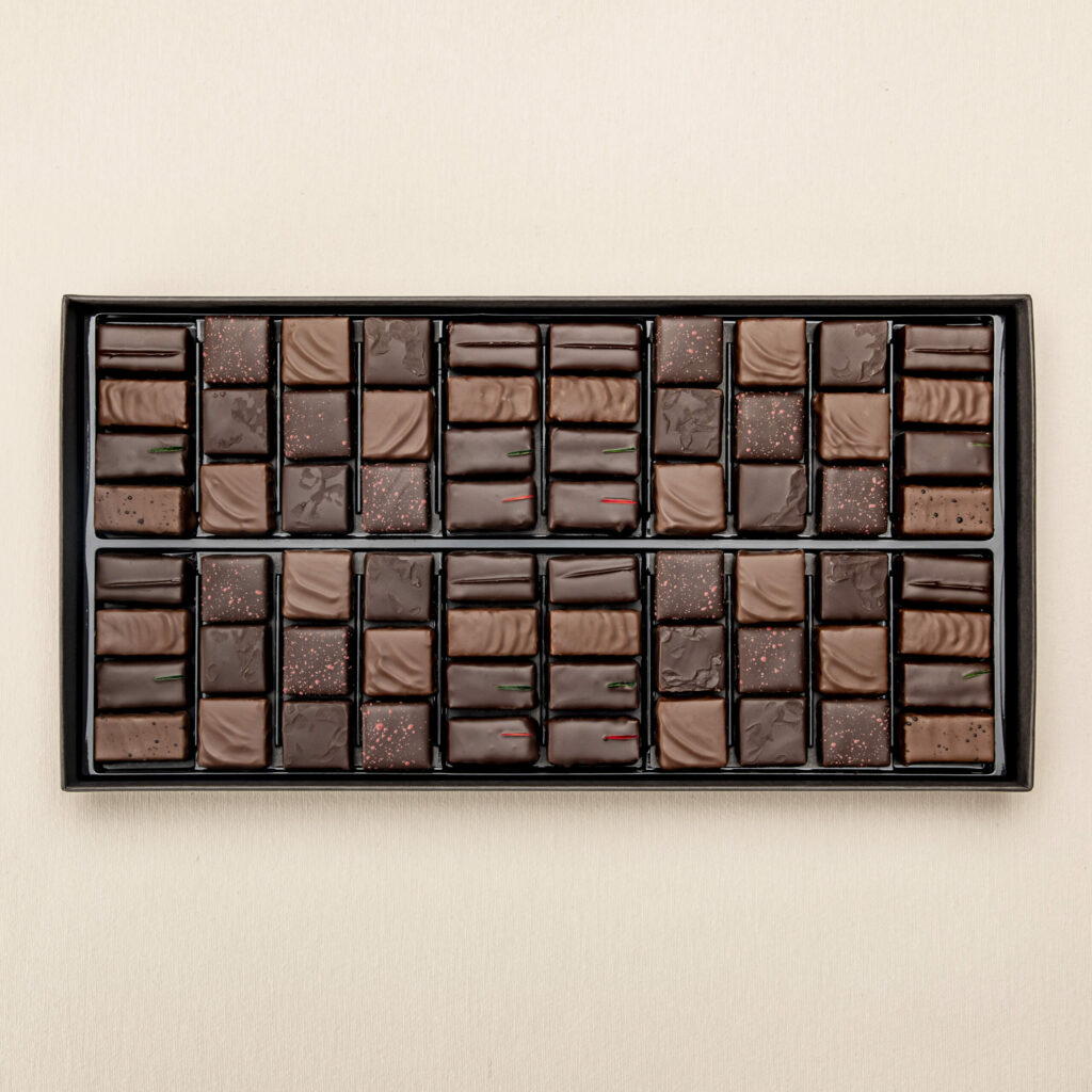 Coffret Collection de 32 Pralinés et 36 Ganaches