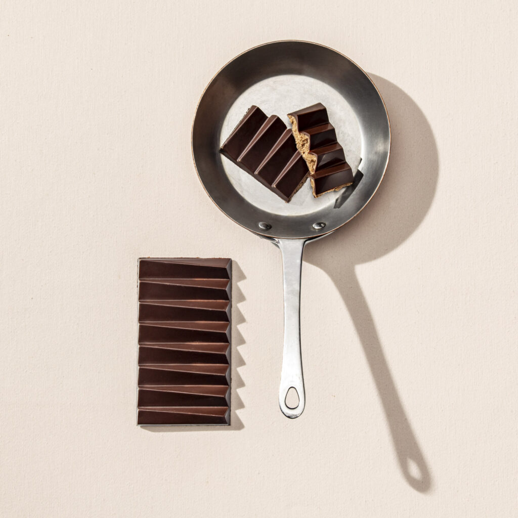 Alternative view of Tablette Noisettes foisonnées - chocolat noir
