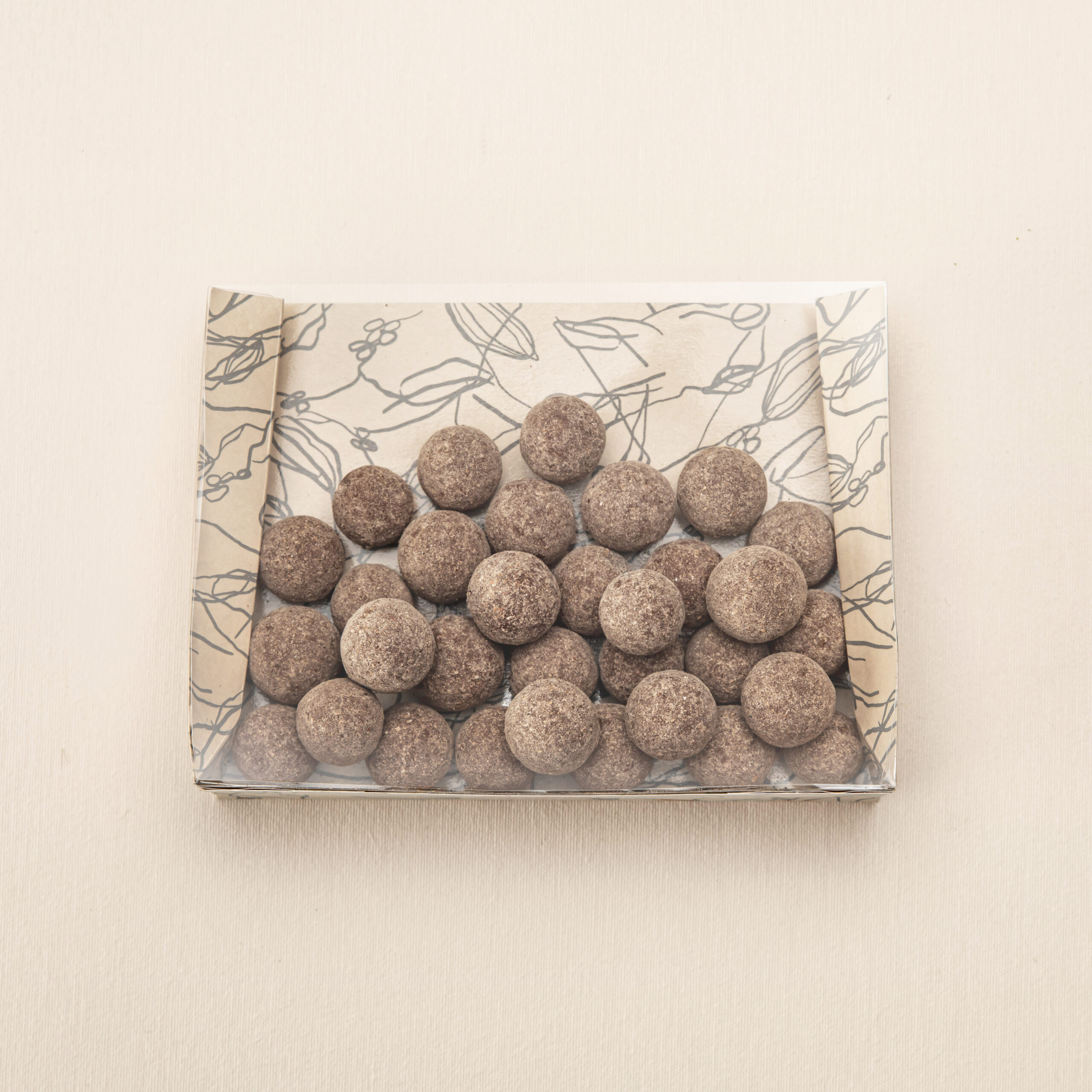 Noisettes enrobées de chocolat au lait – Image 2
