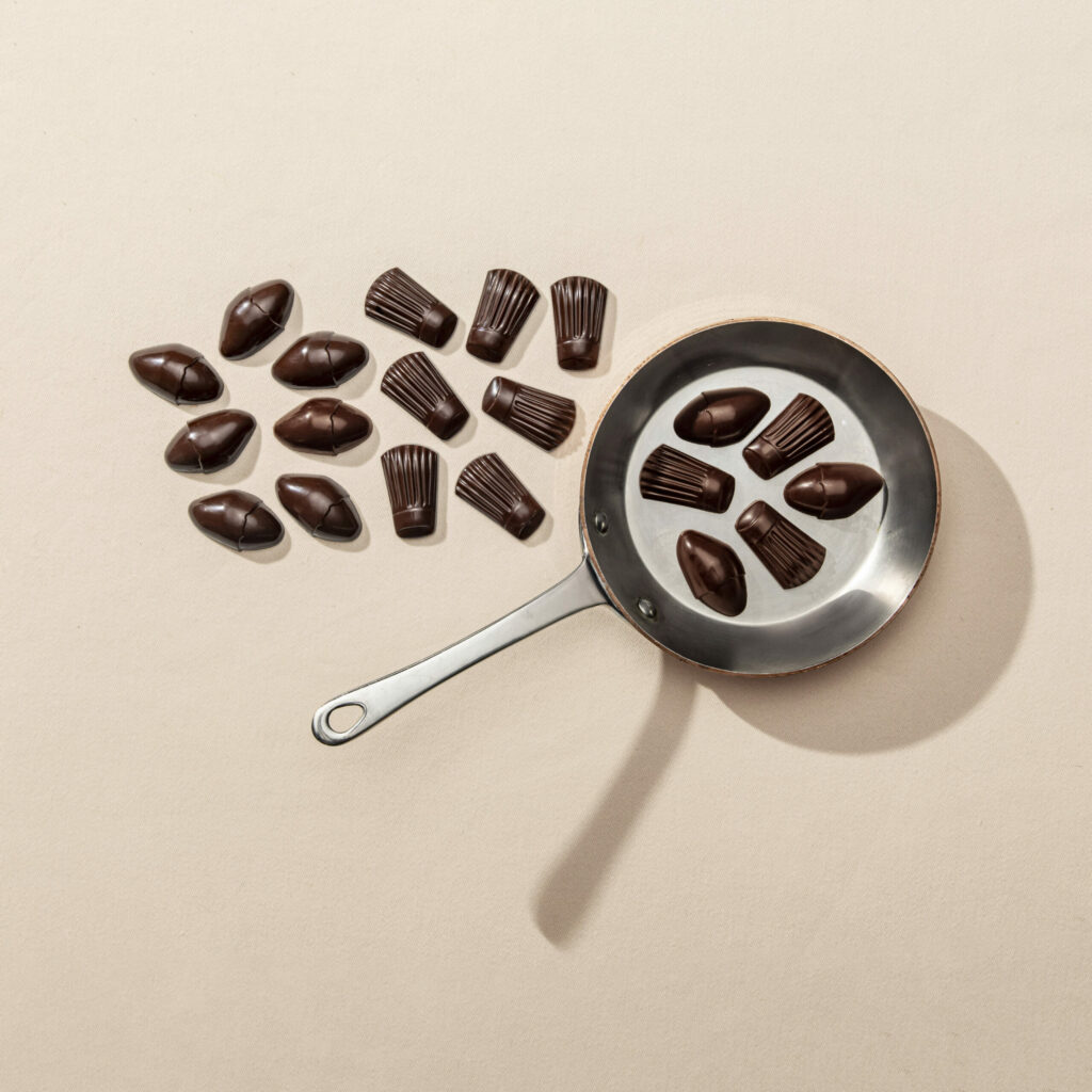 Alternative view of Mignardises Toquées Noir - Praliné