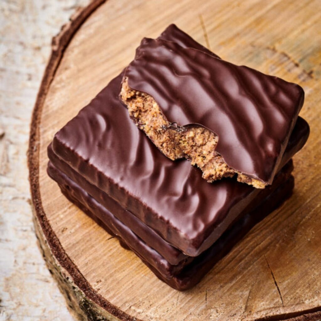 Alternative view of Sablé breton enrobé de chocolat noir